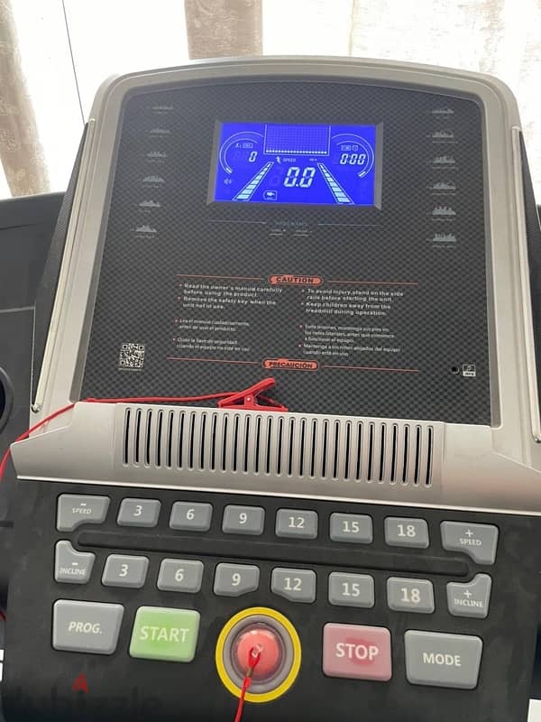 Commercial Treadmill Excellent Condition 2