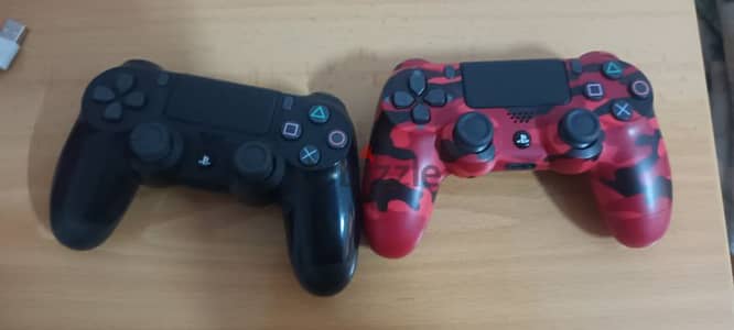 2 PS4 controller