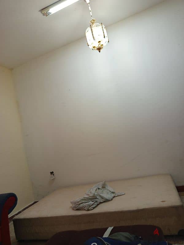 bed space available 2