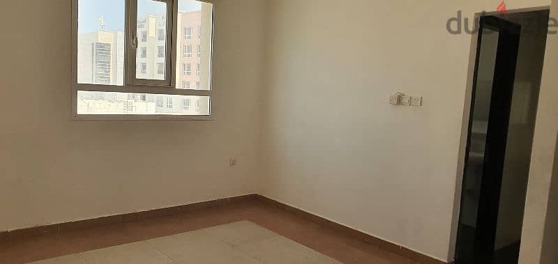 2bhk near Grand mosque Extra gubrah 0