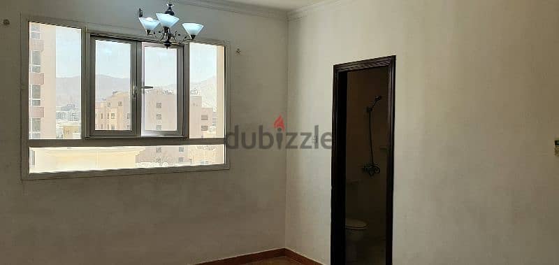 2bhk near Grand mosque Extra gubrah 9