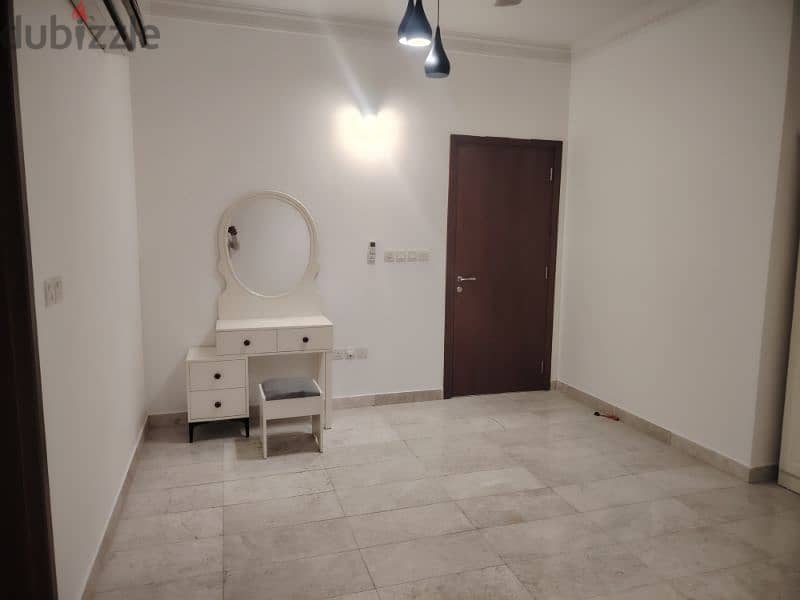 غرف للايجار للموظفات والطالبات في القرم room for rent  for ladies 3