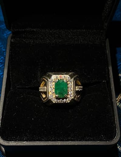 Natural Emerald Ring 100% خاتم زمرد طبيعي