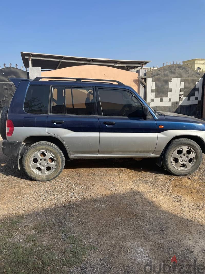 Pleae read ad: Mitsubishi Pajero iO 2001 4x4 (WILL ALSO TRADE) 0