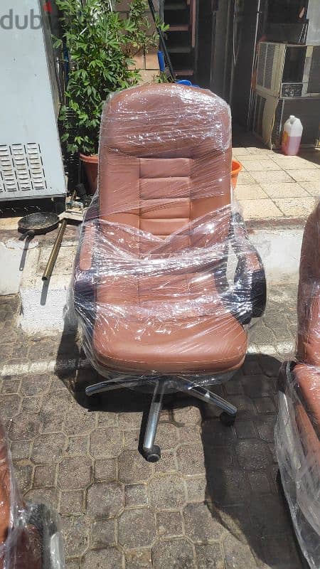 Used Manager or Visitor Chairs  Quantity available 6