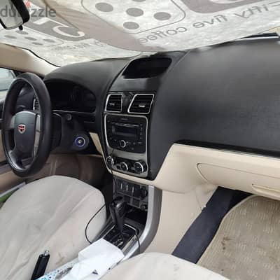 Geely Emgrand EC7 2015