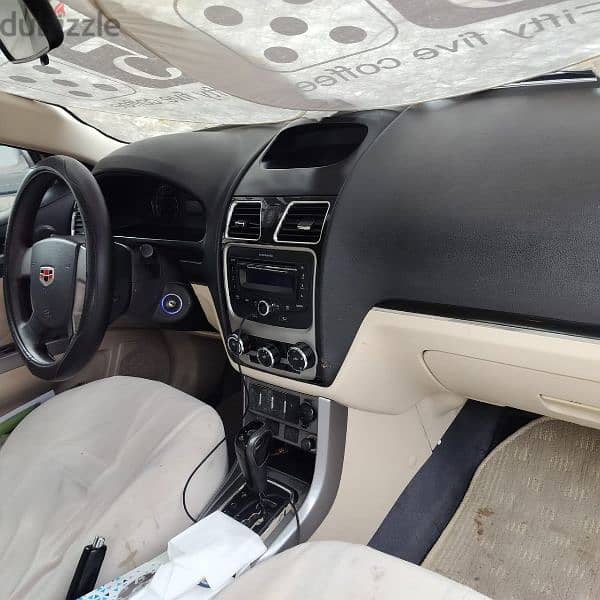 Geely Emgrand EC7 2015 0