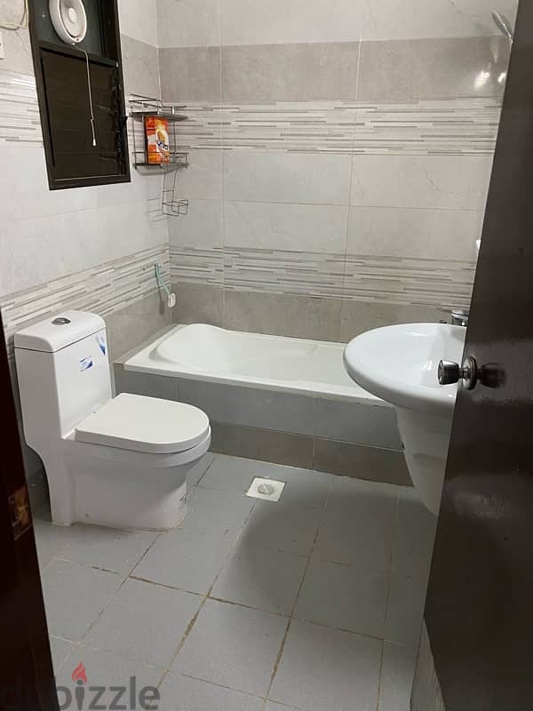 Single separate room for rent 3