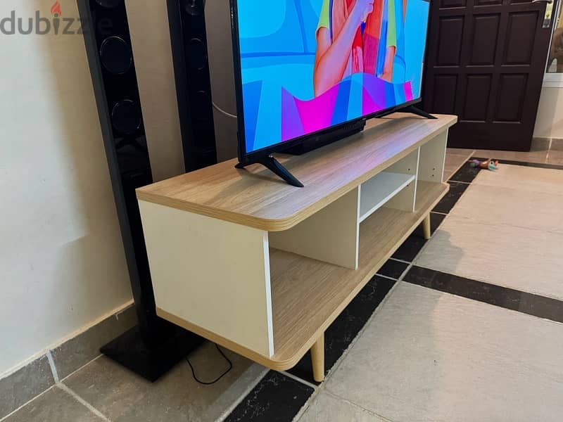 TV unit 1