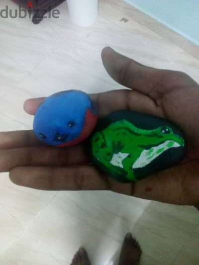 frog and cute bird stone art