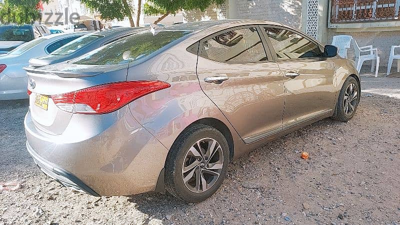 Urgently For Sale Hyundai 1.8 Elantra Model 2013 5