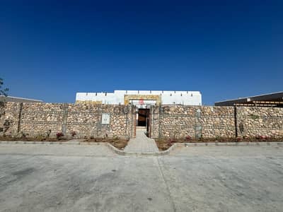 Exclusive Farmhouse for Sale in Jebel Sifah - Golf & Sea Views