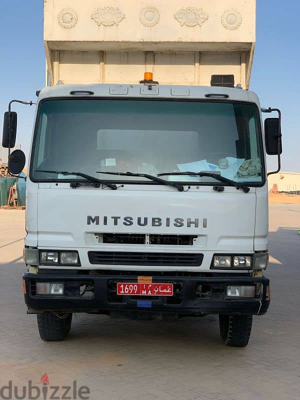 Mitsubishi Truck for sale 0