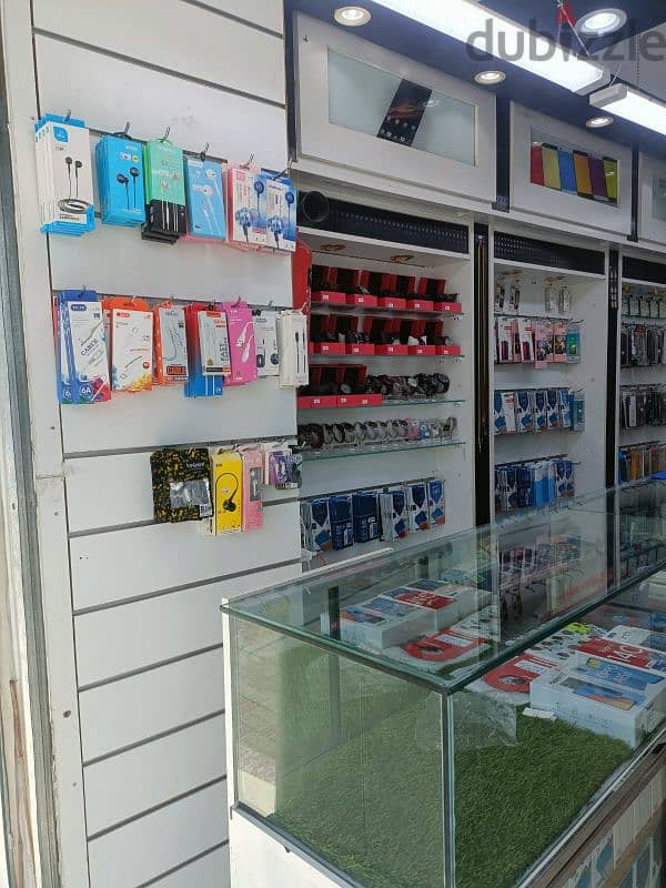 Mobile shop for sale seeb 4