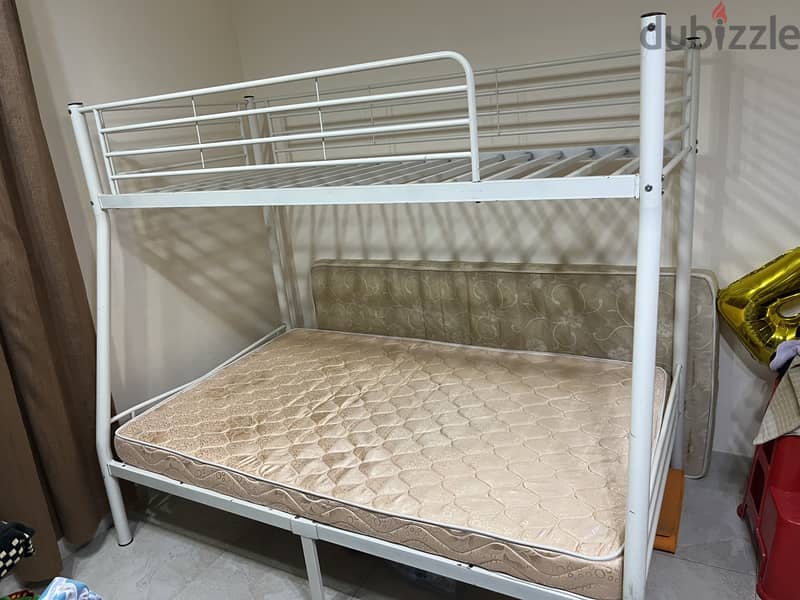 Bunker bed with mattress 1