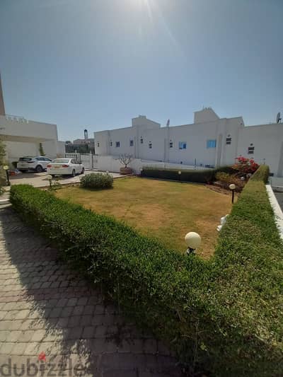 Standalone Villa Spacious 3 Bedroom  + Maids Room - Madinat Al Ilam