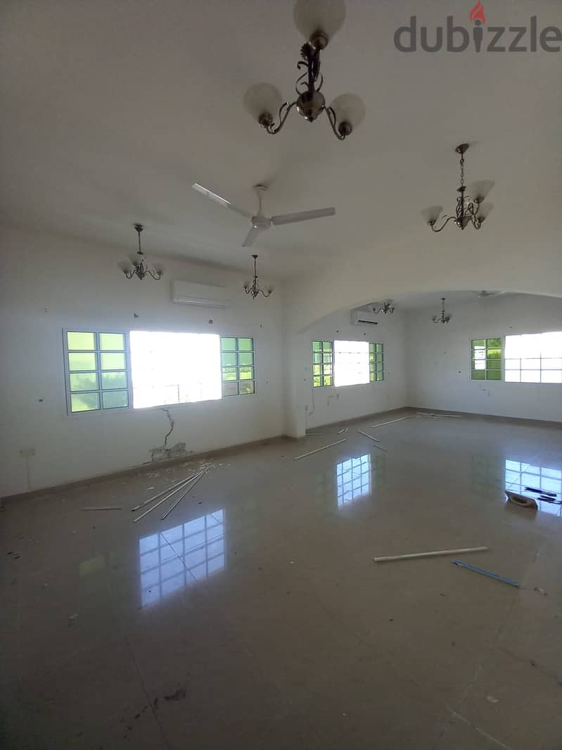 Standalone Villa Spacious 3 Bedroom  + Maids Room - Madinat Al Ilam 3