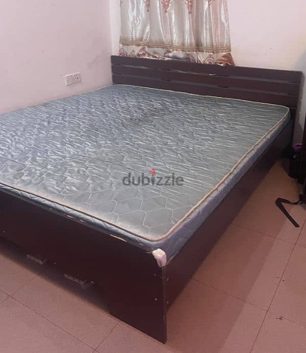 king size bed 1