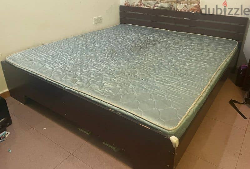 king size bed 2