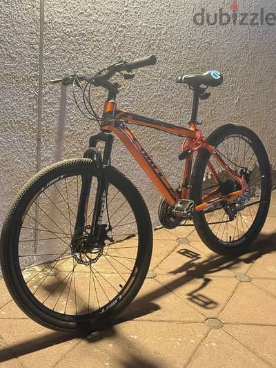 Limit- MTB Bicycle . Size= 27.5