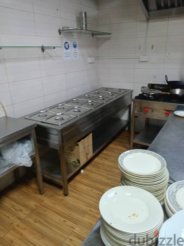 Restaurant with full equipment 10