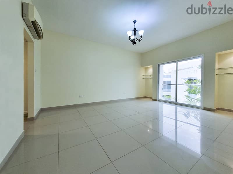 Beautiful 4BHK Compound Villa For Rent in Qurum | 79760004 1