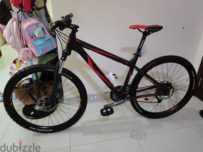 Mountain bike + free helmet and camelbak 1