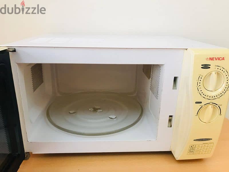 Nevika 45-Litre Microwave Oven for Sale 2