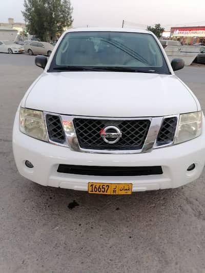 Nissan Pathfinder 2012