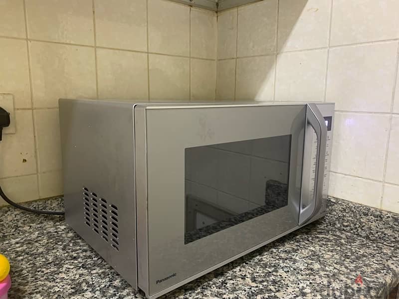 Microwave oven 27 L, convection, Grill, Air fry 1