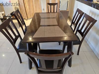 Dining table + 6 chairs