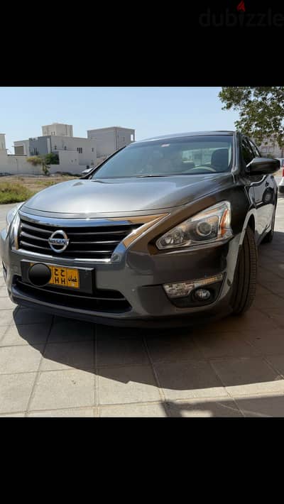 Nissan Altima 2014 ( Very Clean Condition - Ready to be driven )