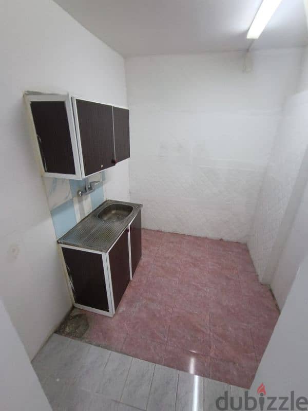 Unfurnished studio in Al Ghubrah Al Shamaliyah, near Bangladesh School 3