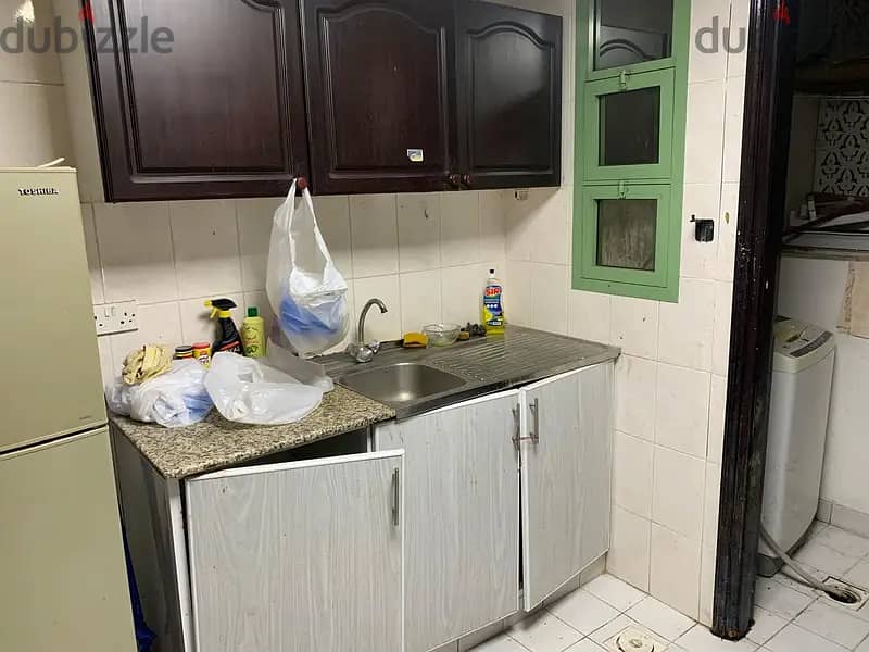 Room Sharing For Rent in CBD Ruwi, Behind Meethaq Bank 1