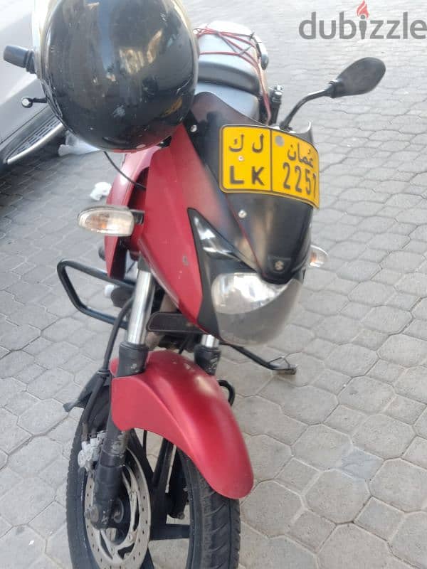 bajaj pulsar 1