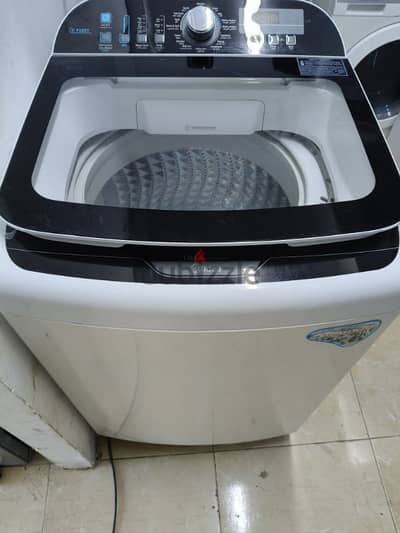 midea 13 kgwashing machine for sale in good condition