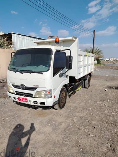 Hino 3.5 ton tipper