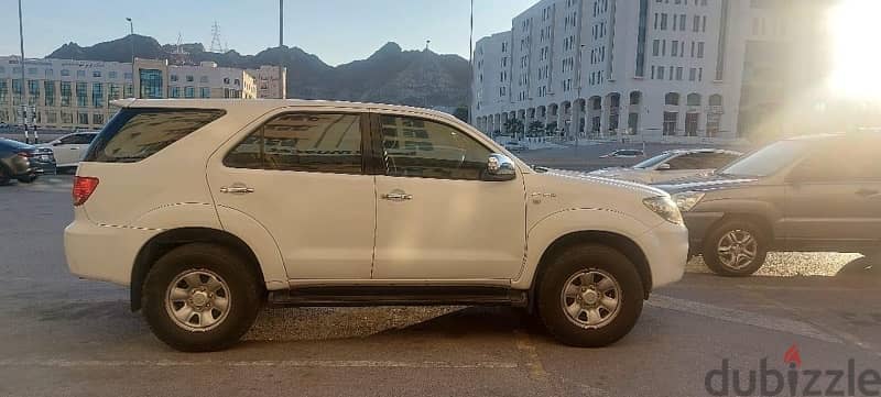 Toyota Fortuner 2007 0