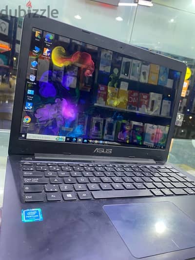 Asus Laptop 1TB storage 8GB Ram