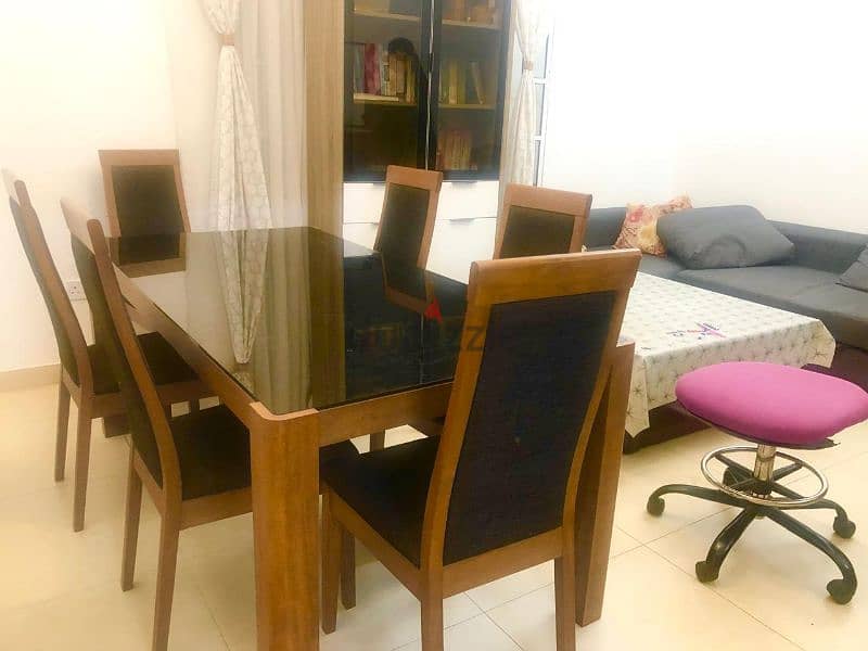 dinning table with 6 chairs 2