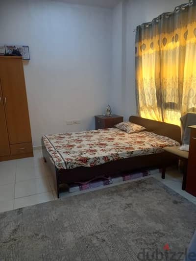 Room available in the Sharing Flat with separate Room and bathroom