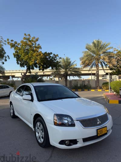 Mitsubishi Galant 2012