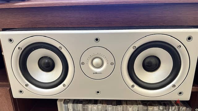 Pioneer AVR with 5 speakers 1