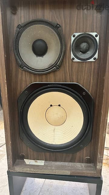 Pioneer AVR with speakers 3