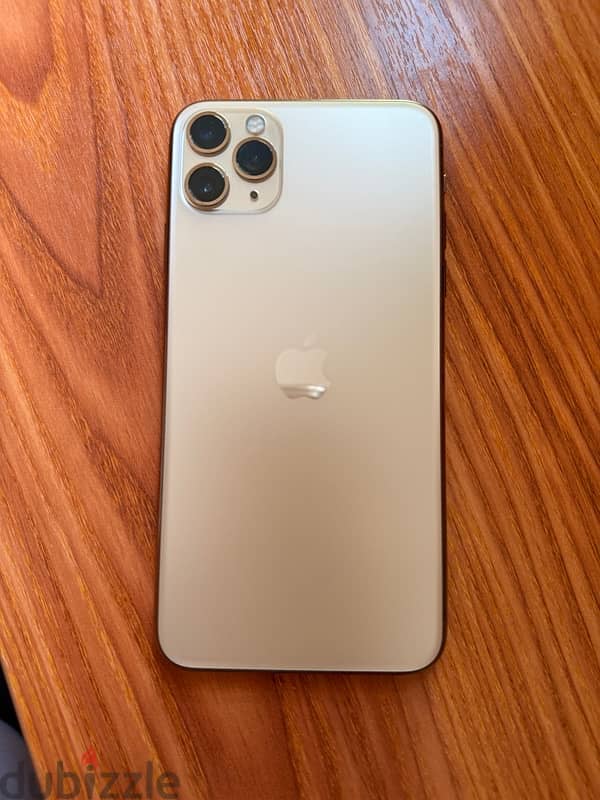 urgent sell iphone 11 pro max 3