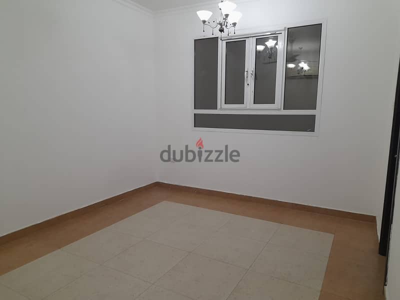 2bhk flat with 3 bathrooms near GRAND MOSQUE EXTRA GUBRAH 5