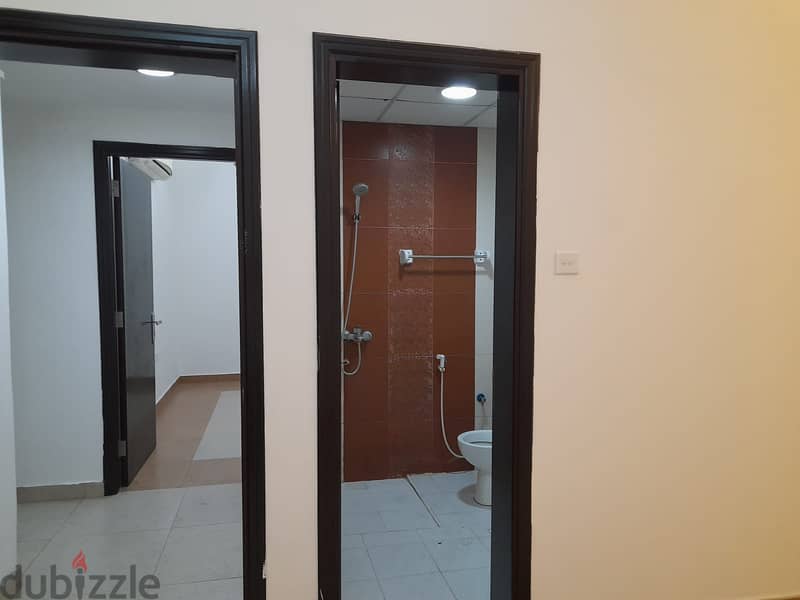 2bhk flat with 3 bathrooms near GRAND MOSQUE EXTRA GUBRAH 7