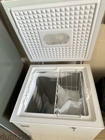 Spacious Ikon Chest Freezer – Good Condition