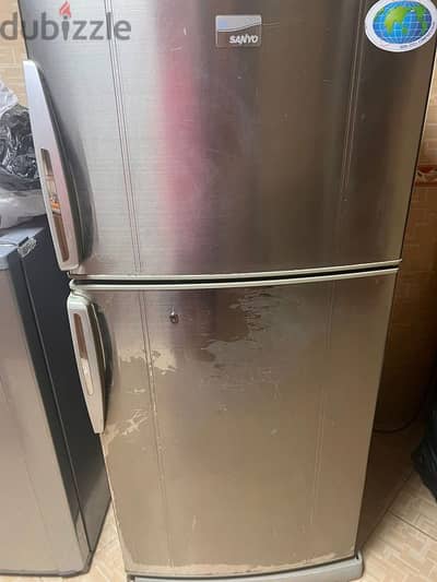 new condition full working family used Big fridge and cylinder