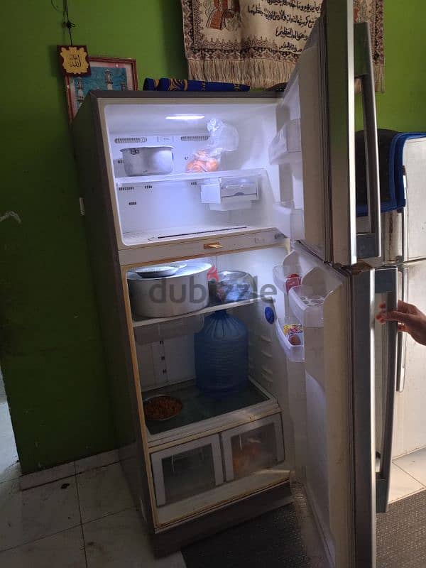 Samsung full size fridge for sale 4